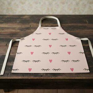 Ladies Eyelash Heart Apron
